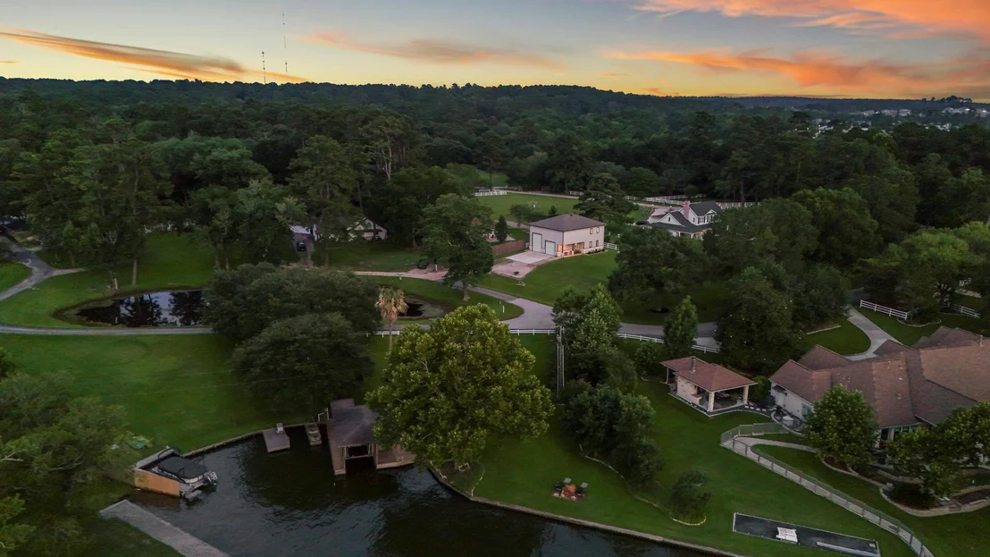 Photo of 9239 Lake Conroe Drive