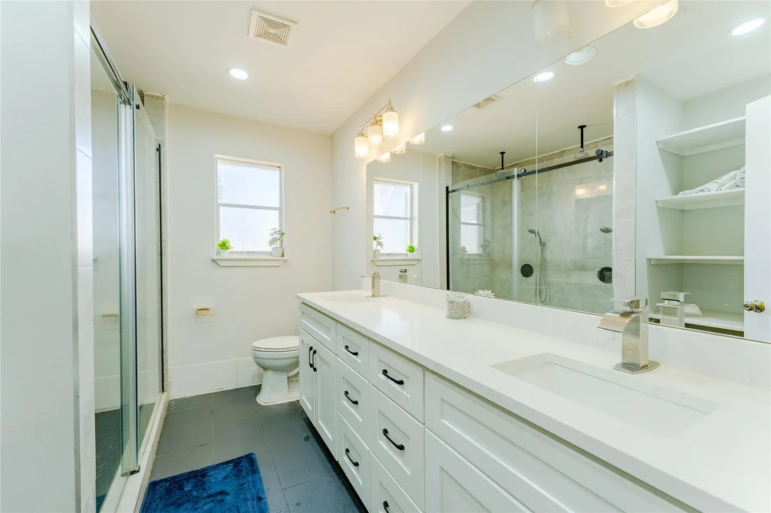 Photo of 11407 Iberia Drive