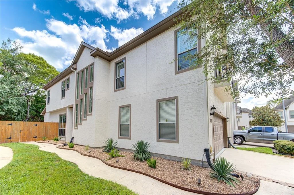 Photo of 1415 Baldwin Square Lane