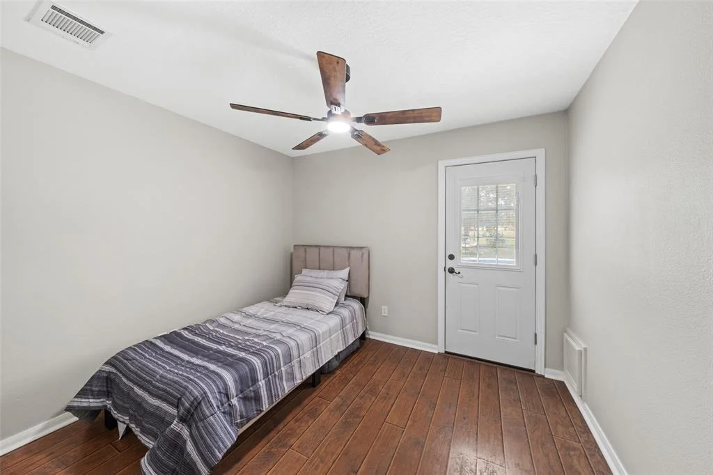 Photo of 996 Scroggins Lane