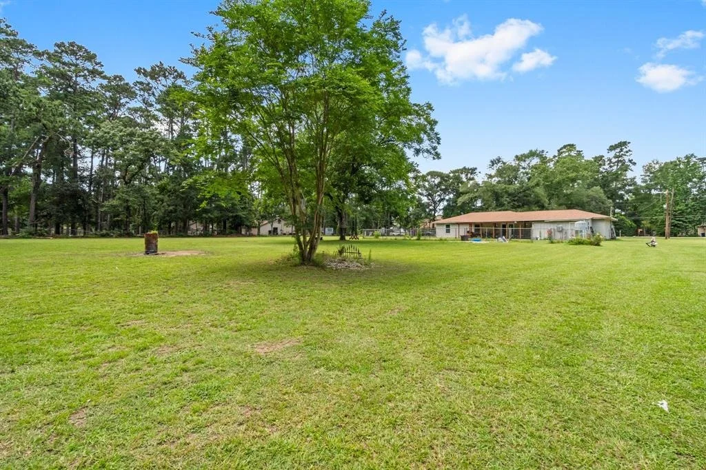 Photo of 2499 Centerline Road