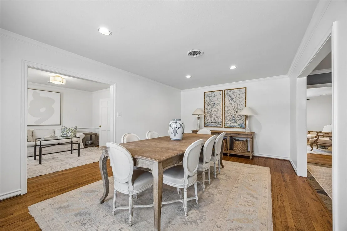 Photo of 2511 Briarmead Drive