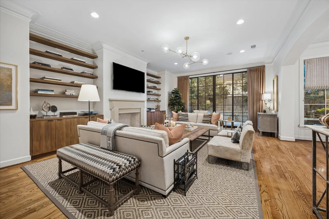 Photo of 3111 Plumb Street