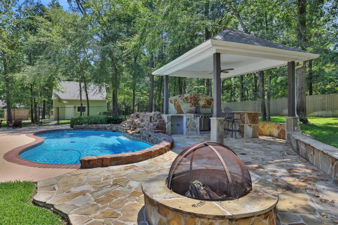 Photo of 601 Lake Grove Drive
