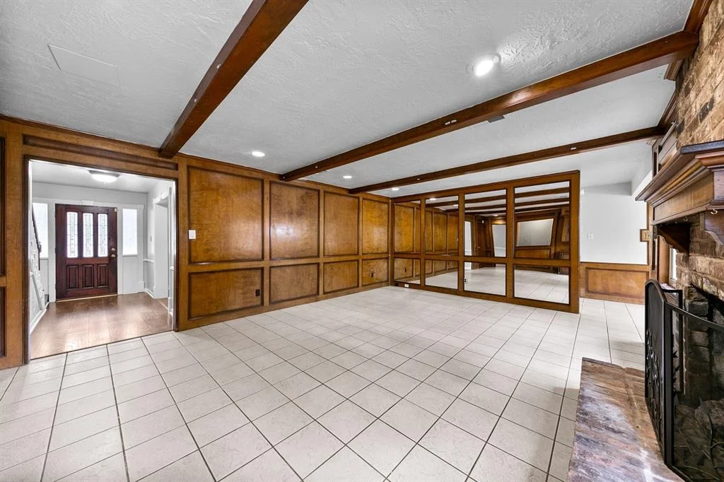 Photo of 2027 Seven Oaks Drive
