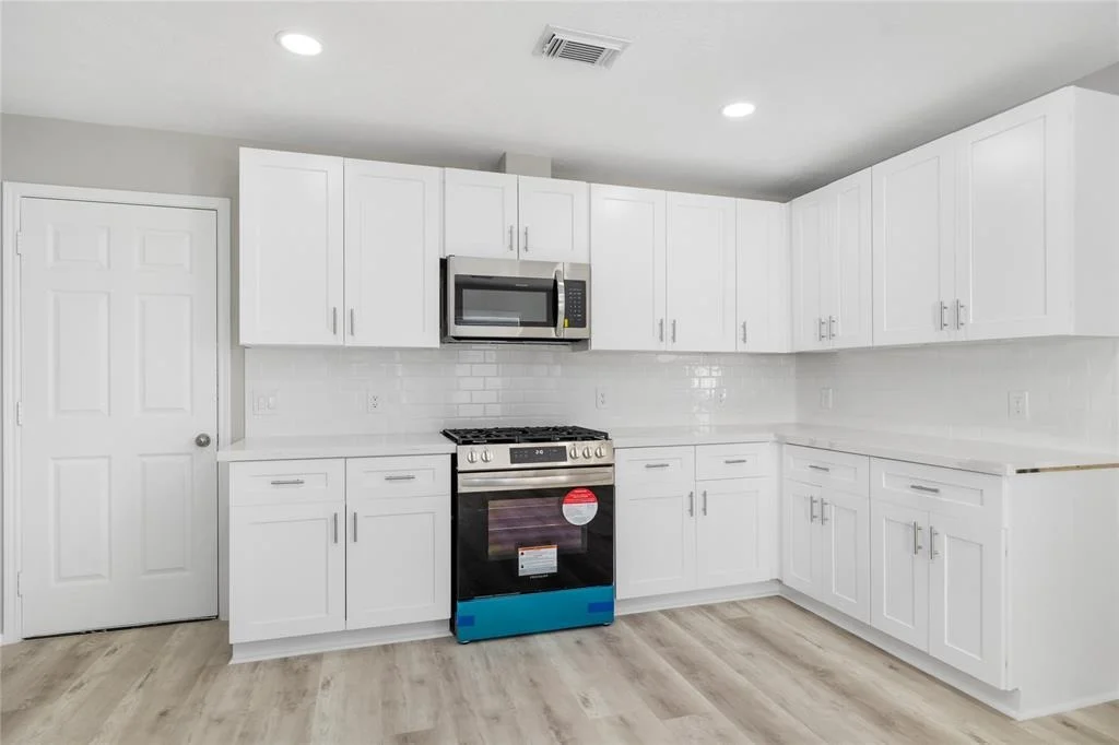 Photo of 20231 Niagara Falls Drive