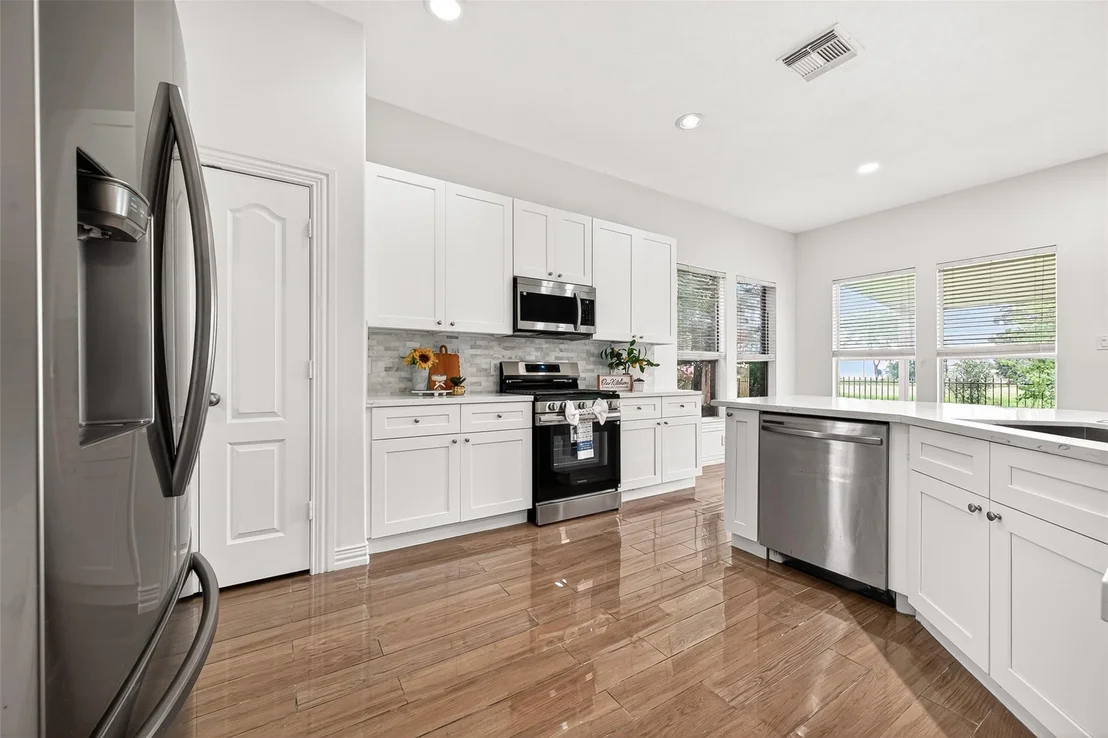 Photo of 7402 Heron Lakes Drive