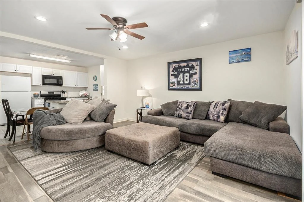 Photo of 1908 Oleander Drive
