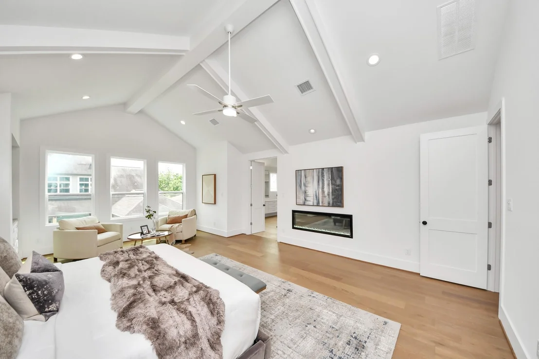 Photo of 1705 Saxon Drive