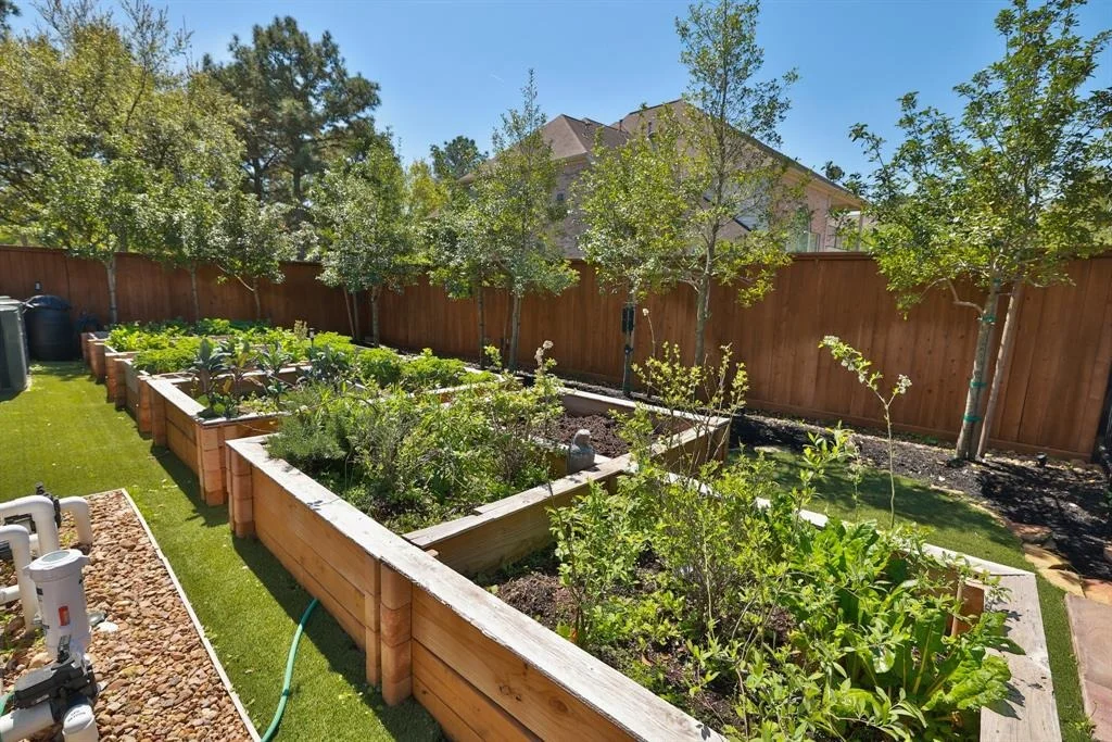 Photo of 6 White Meadow Court