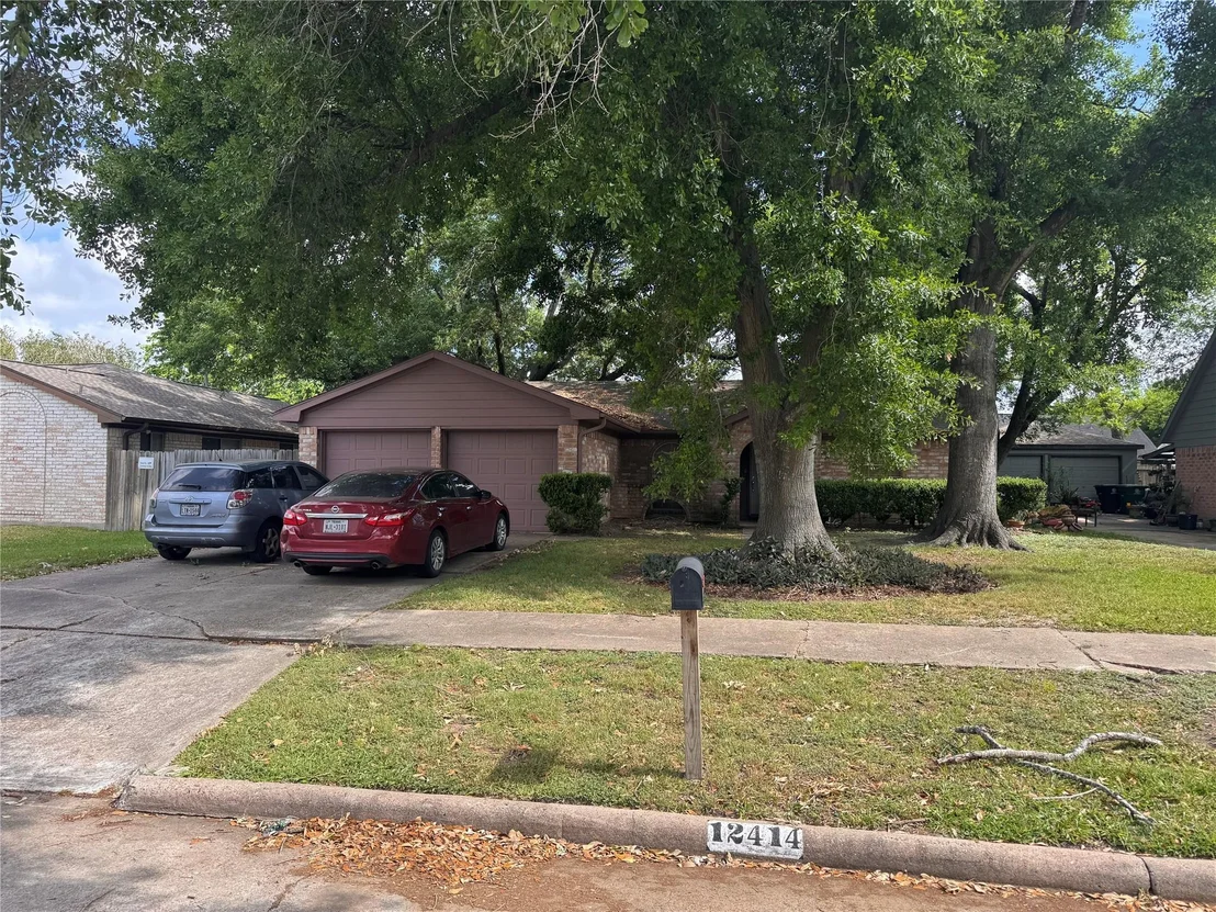 Photo of 12414 Pine Knoll Dr