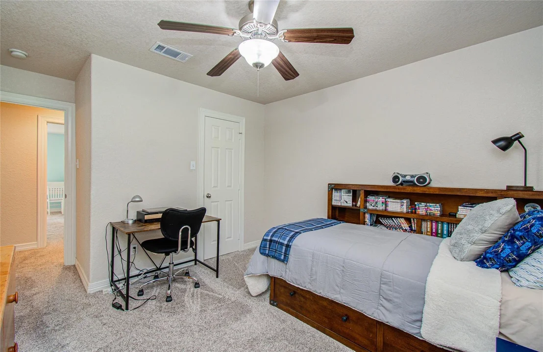 Photo of 805 Enchanted Oaks Drive