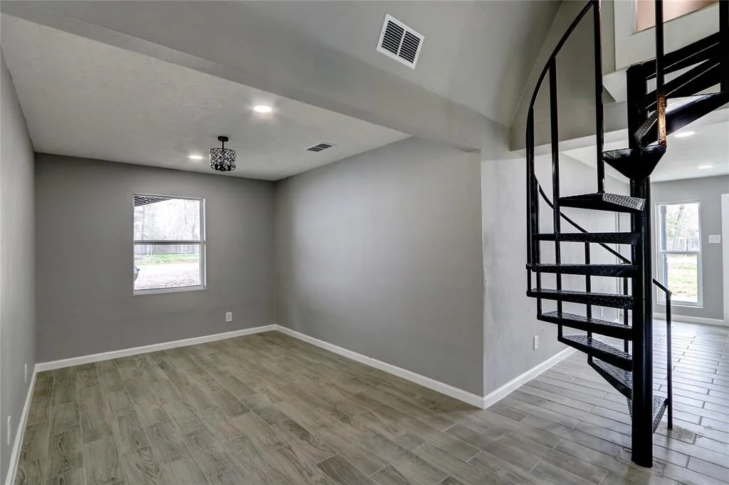 Photo of 22964 Maple Street