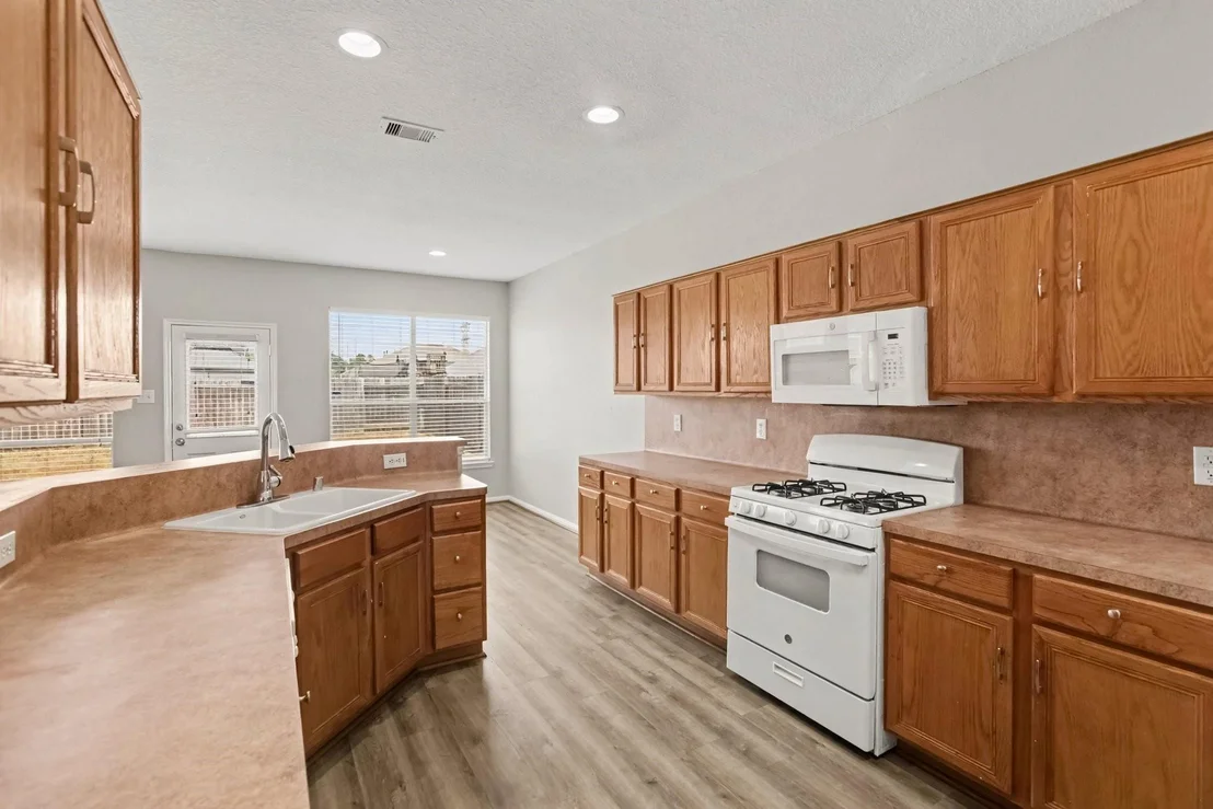 Photo of 914 Brady Bend Drive