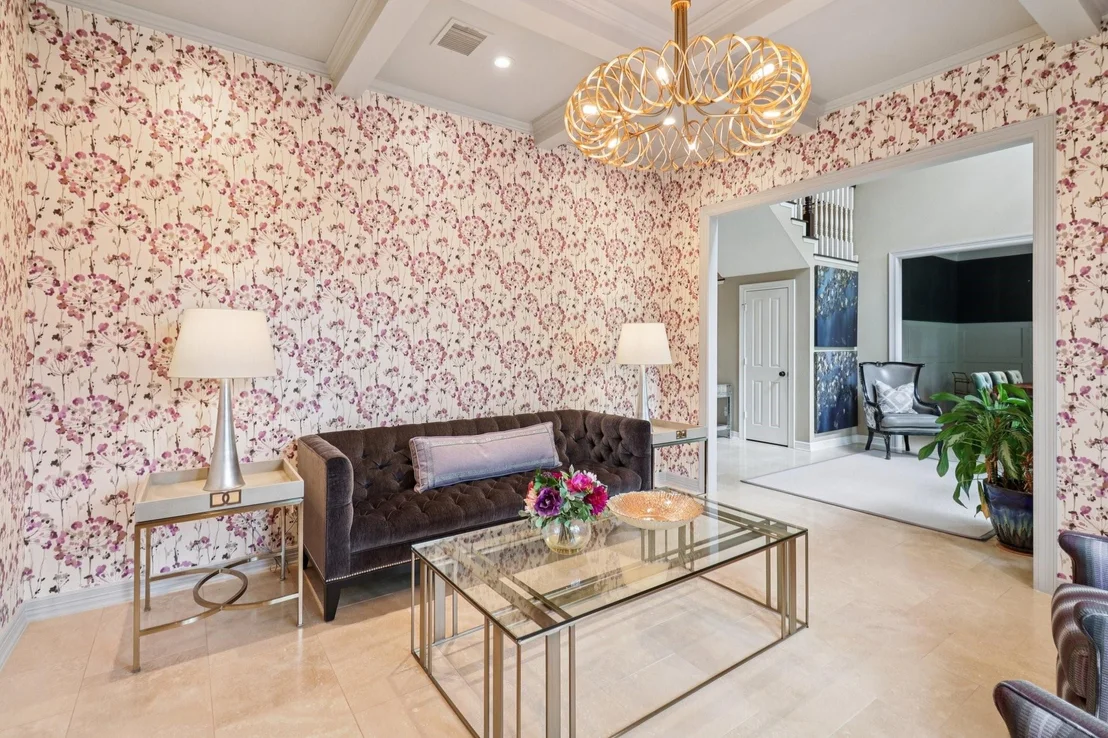 Photo of 18 Woodmere Place