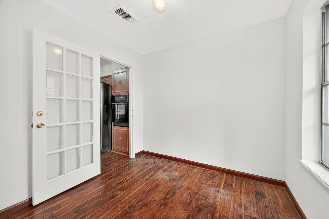 Photo of 11811 Rowan