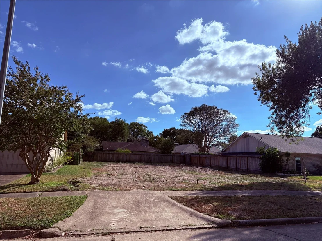 Photo of 9423 Benning Drive