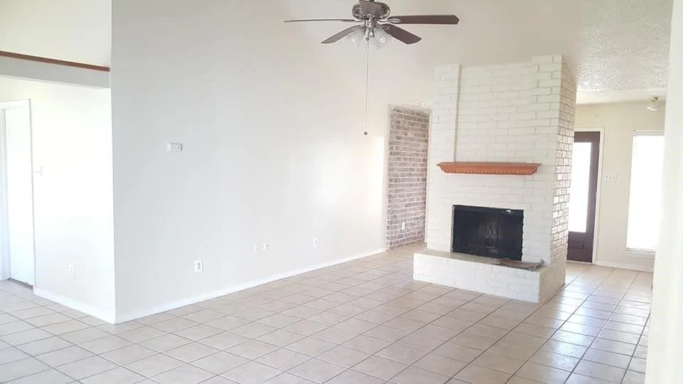 Photo of 10423 Tenneco Drive