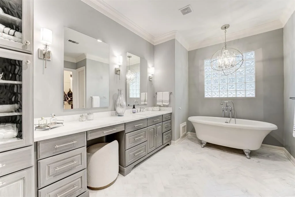 Photo of 4902 Rose Canyon Lane