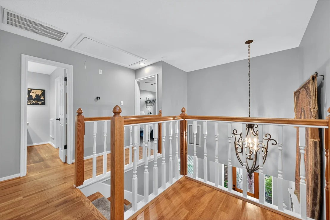 Photo of 17811 Woodlode Lane