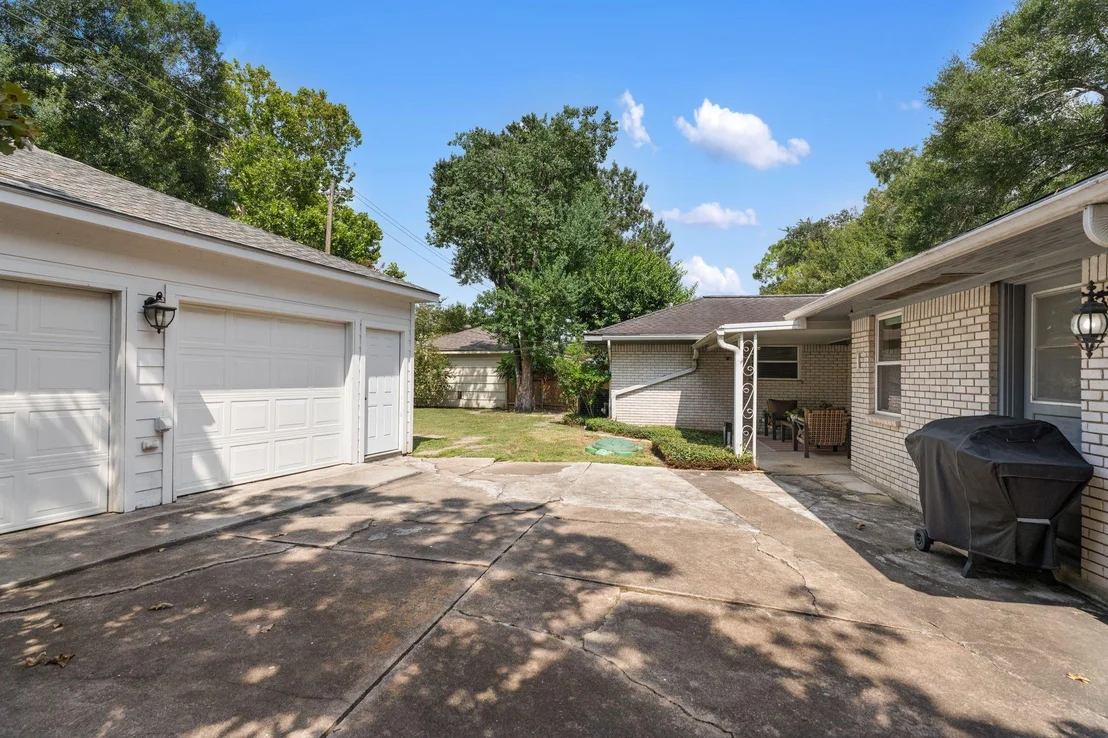 Photo of 5534 Lymbar Drive