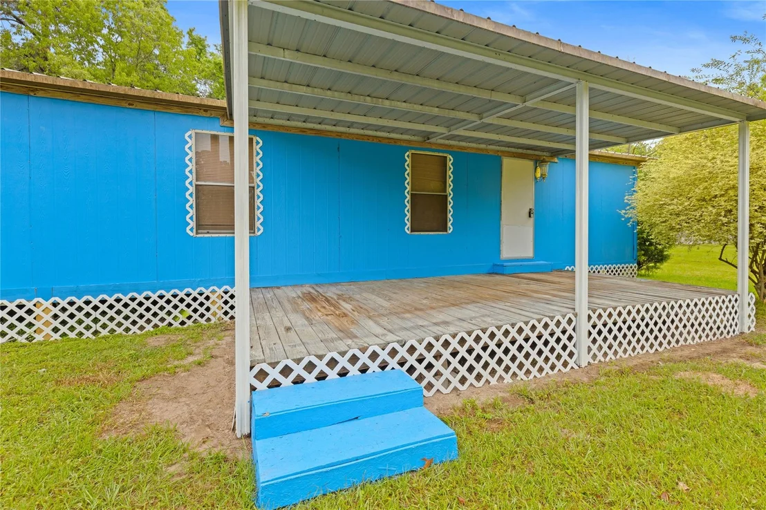 Photo of 370 Lakeside Circle