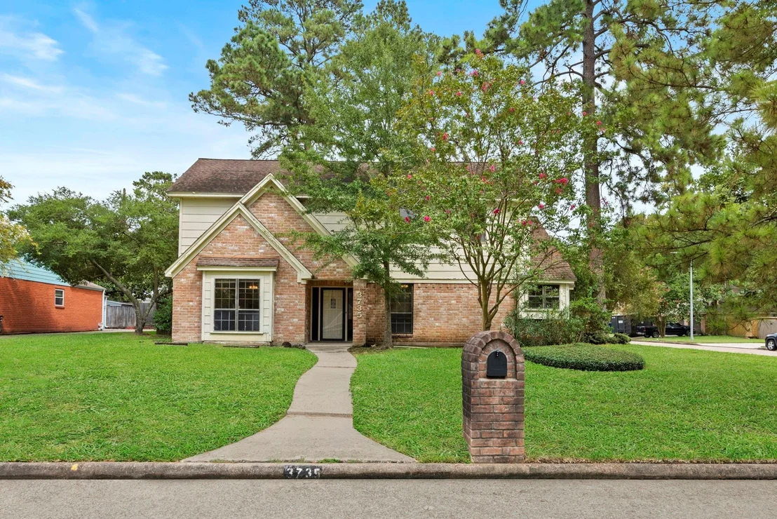 Photo of 3735 Pineleaf Drive