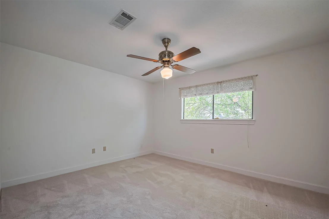 Photo of 18307 Champion Forest Drive