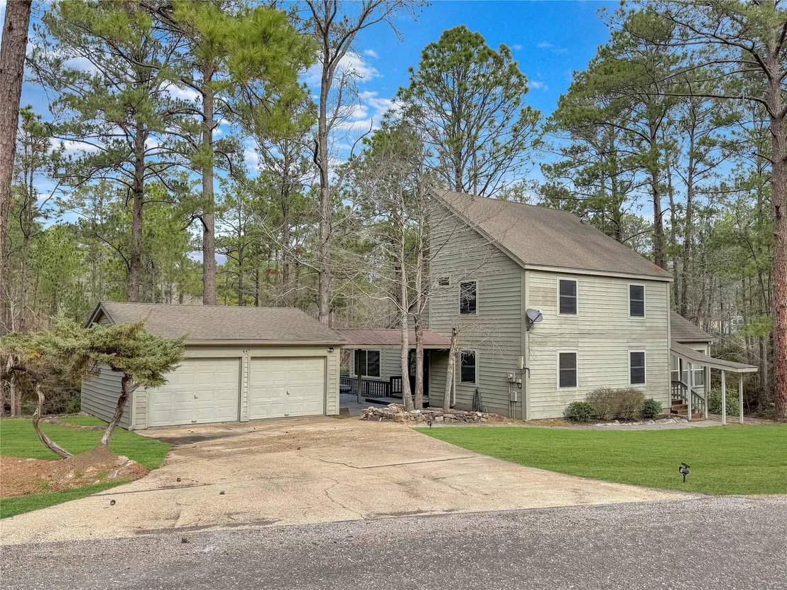 Photo of 447 Pinehurst Drive