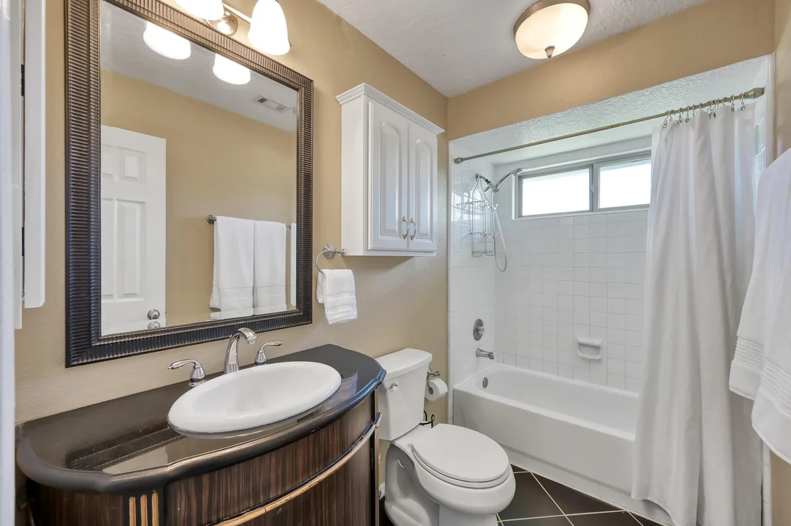Photo of 1396 Havelock Drive