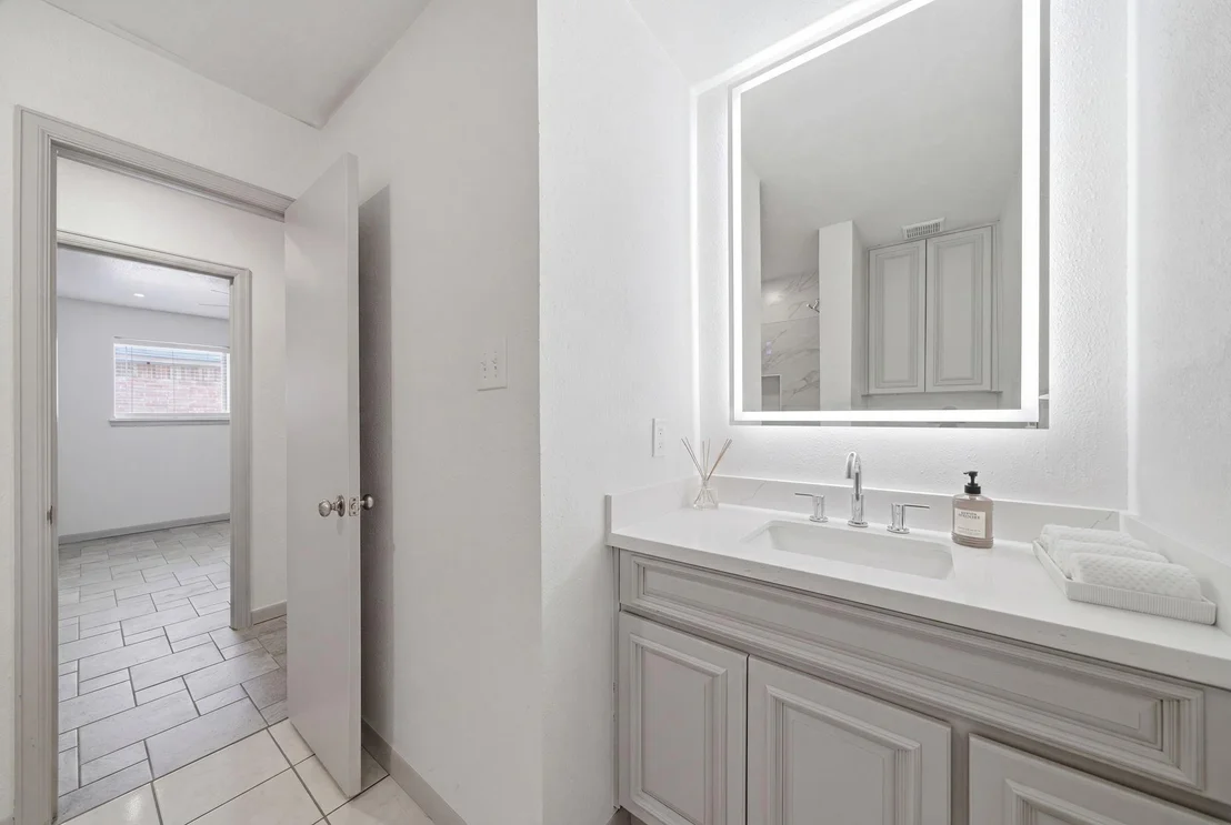 Photo of 10423 Alcott Drive