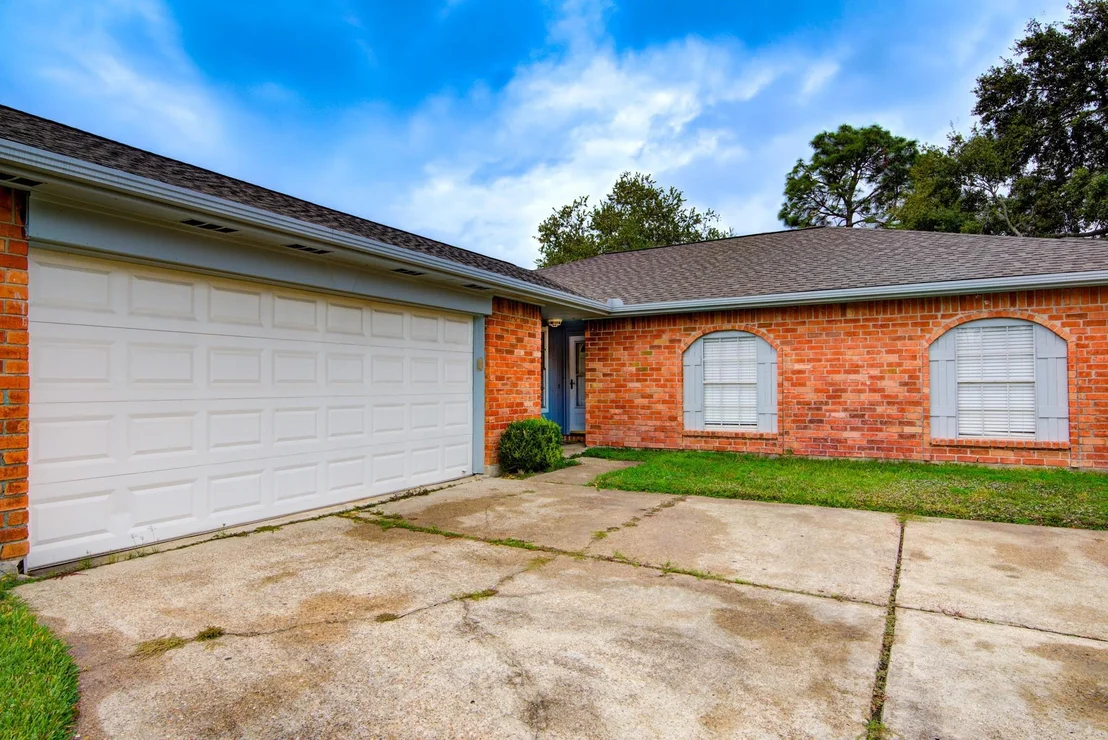 Photo of 10007 Rustic Gate Road