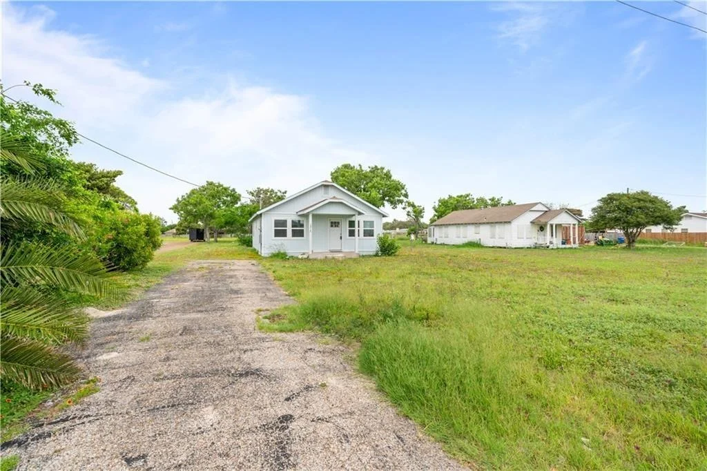 Photo of 2914 Debra Lane