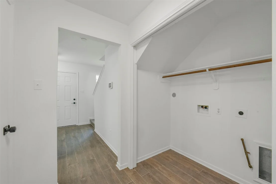 Photo of 2811 Packard Elm Street