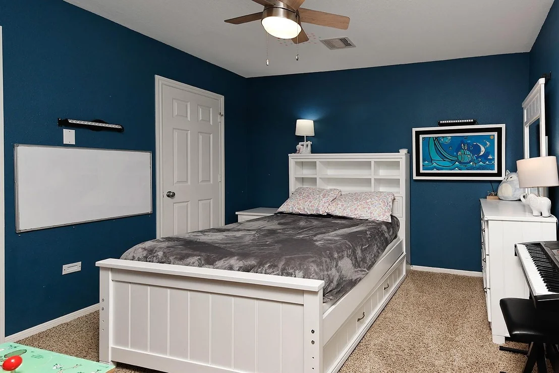 Photo of 722 W Clady Drive