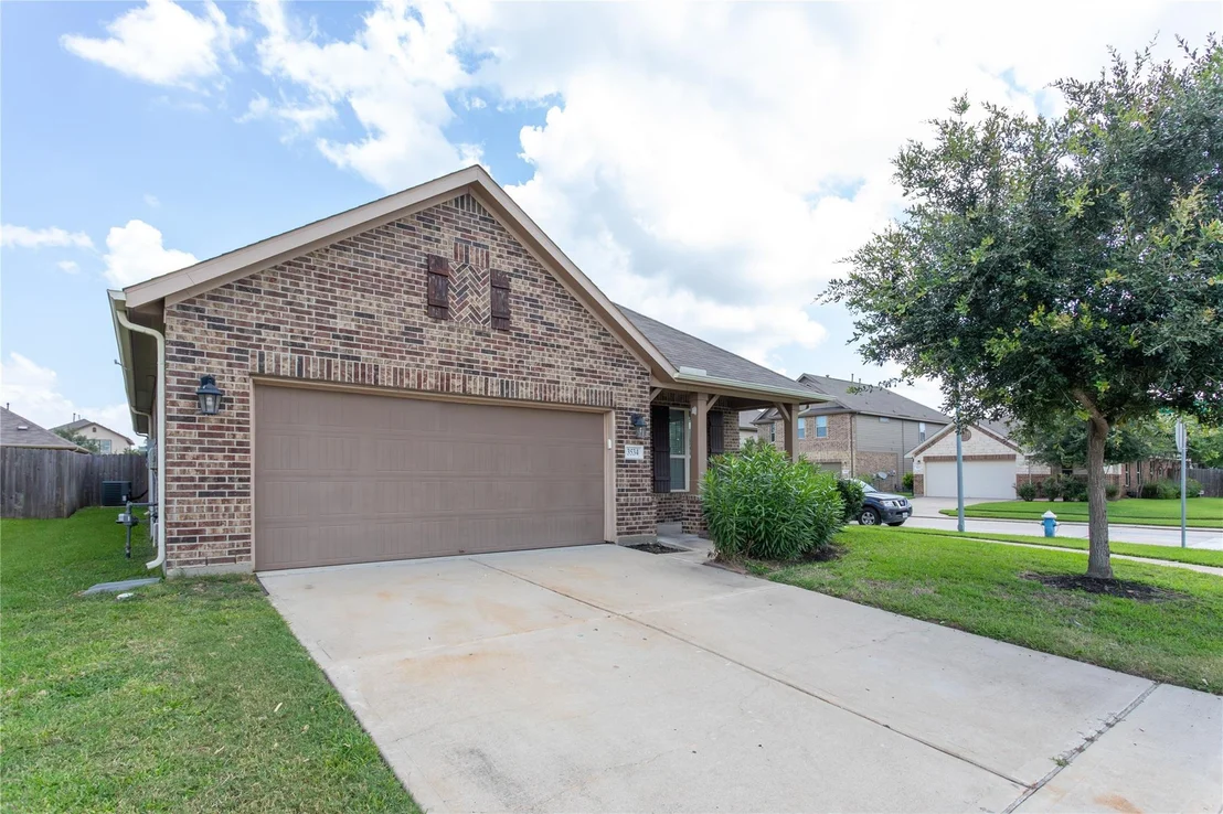 Photo of 3534 Goldleaf Trail Drive