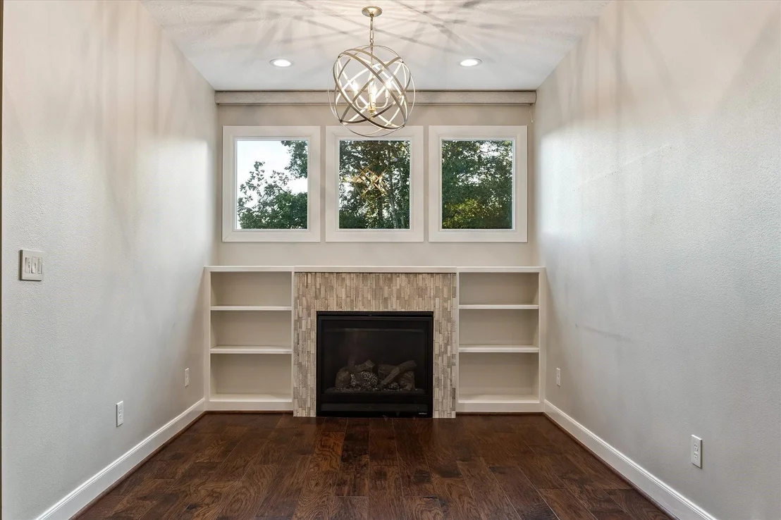 Photo of 3117 E Elm Circle