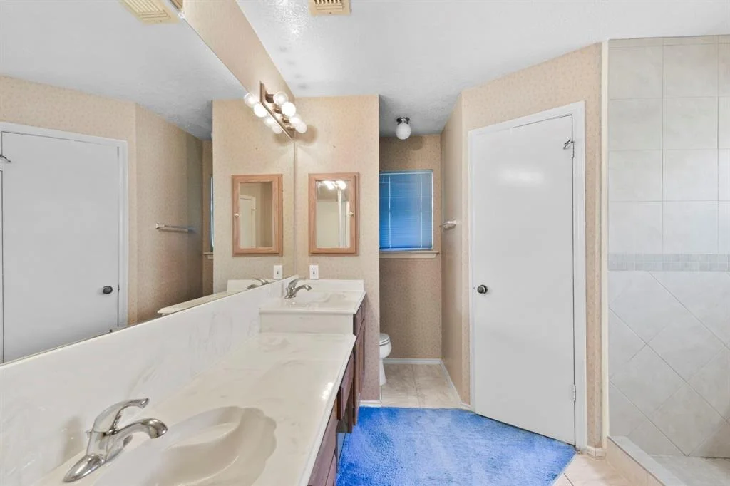 Photo of 3816 Redbud Drive