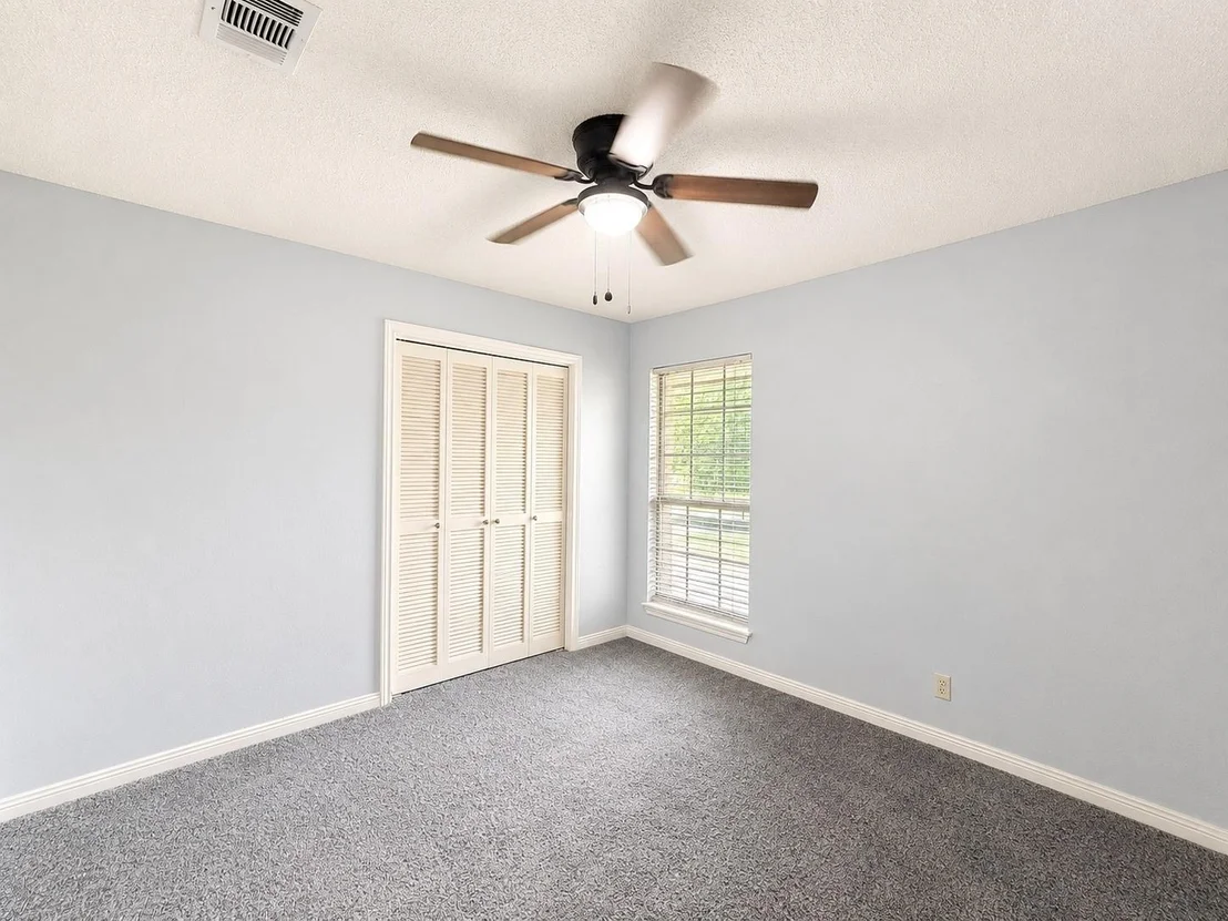 Photo of 708 Shady Lane