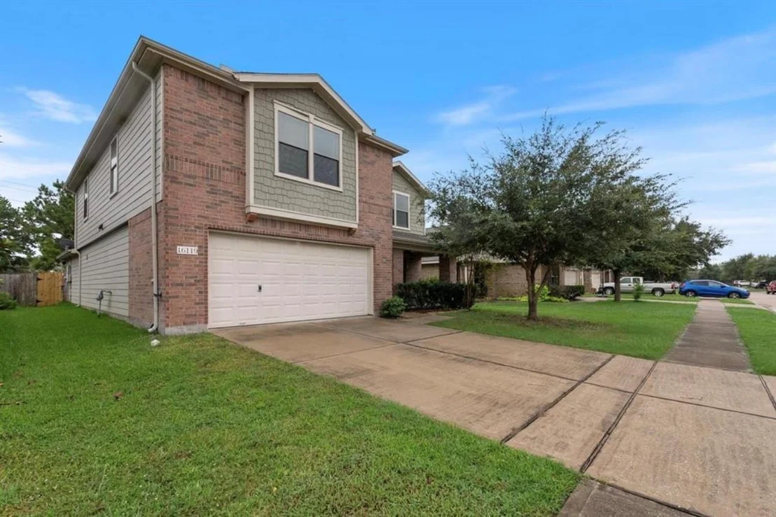 Photo of 16119 Peach Bluff Lane