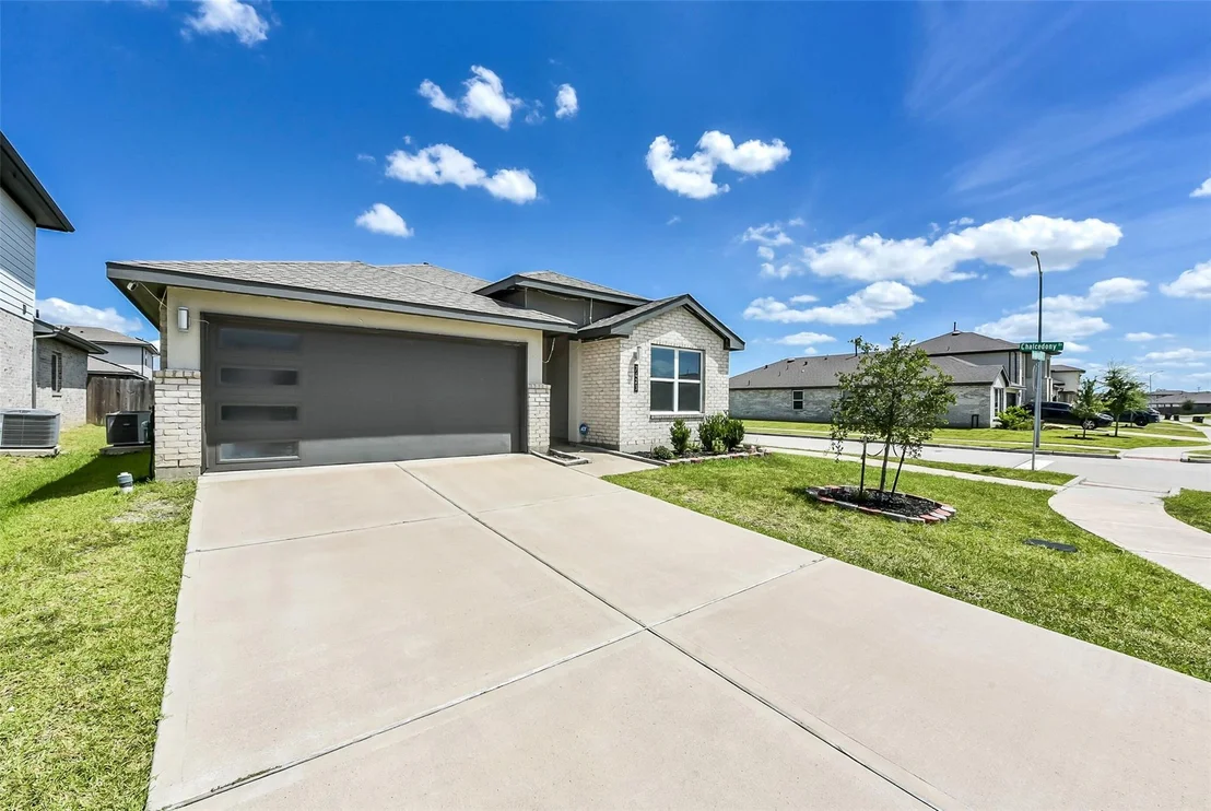 Photo of 7423 Ramsgate Cliff Lane