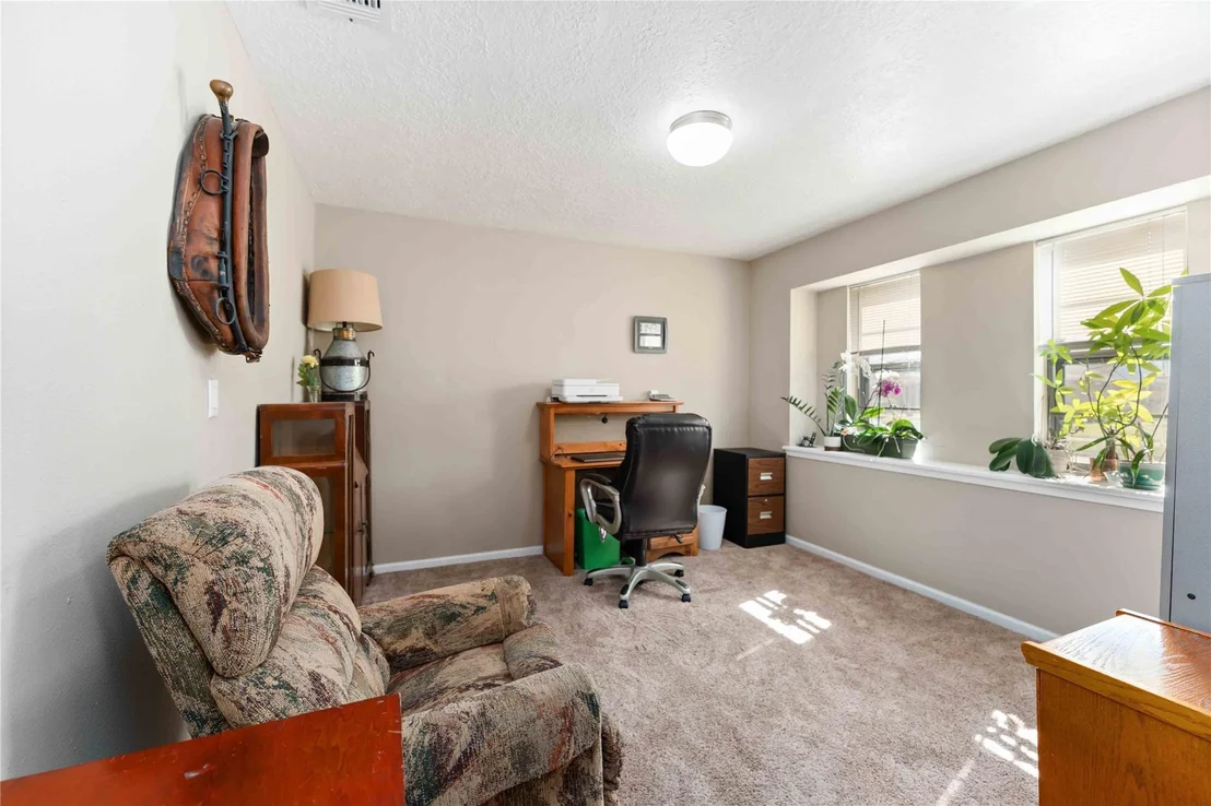 Photo of 5222 Glenvalley Drive