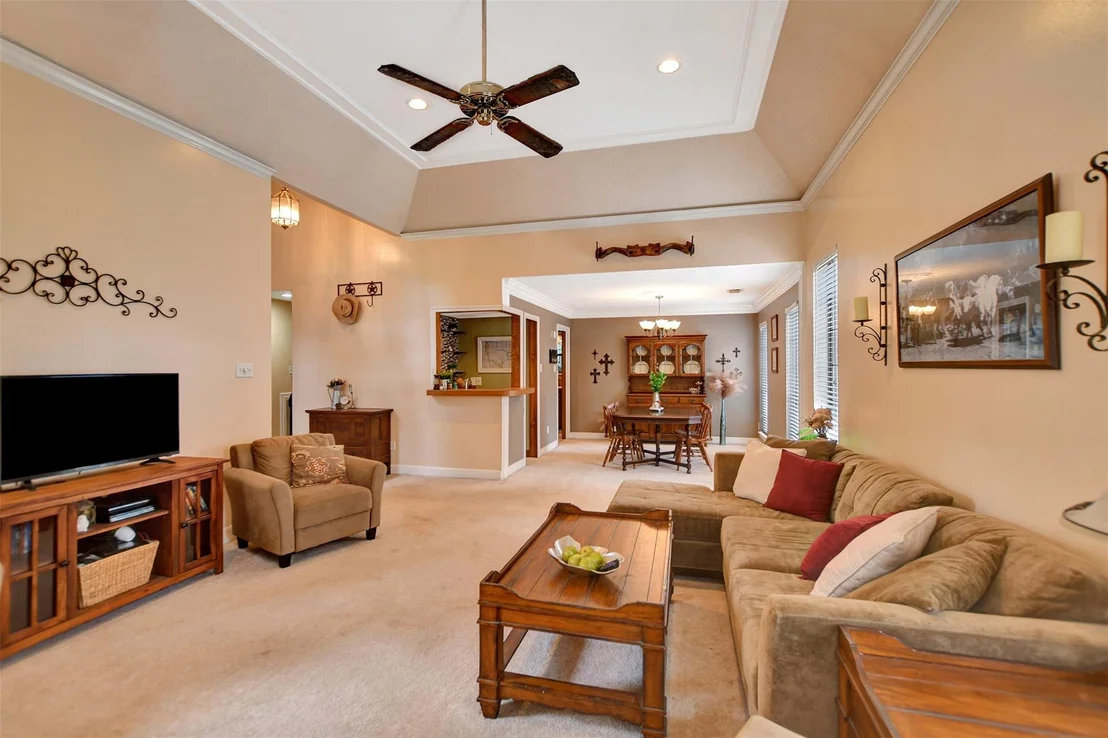 Photo of 15611 Birchview Drive