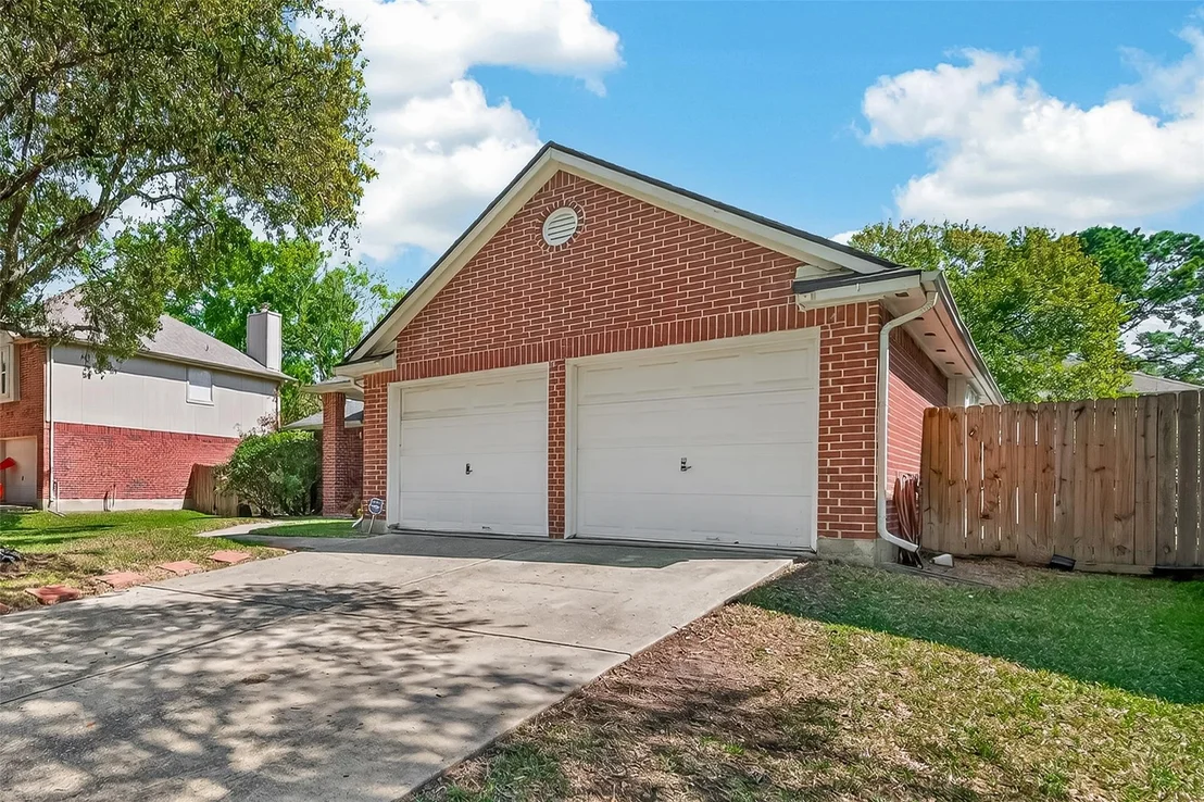 Photo of 12606 Millvan Drive