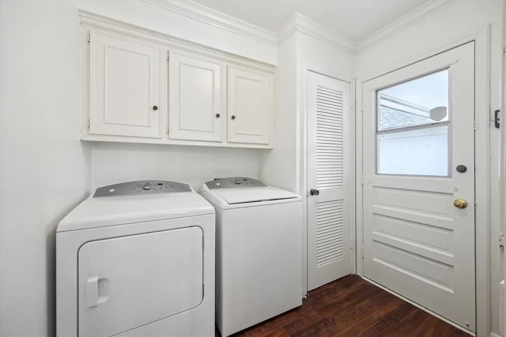 Photo of 807 Thornbranch Drive
