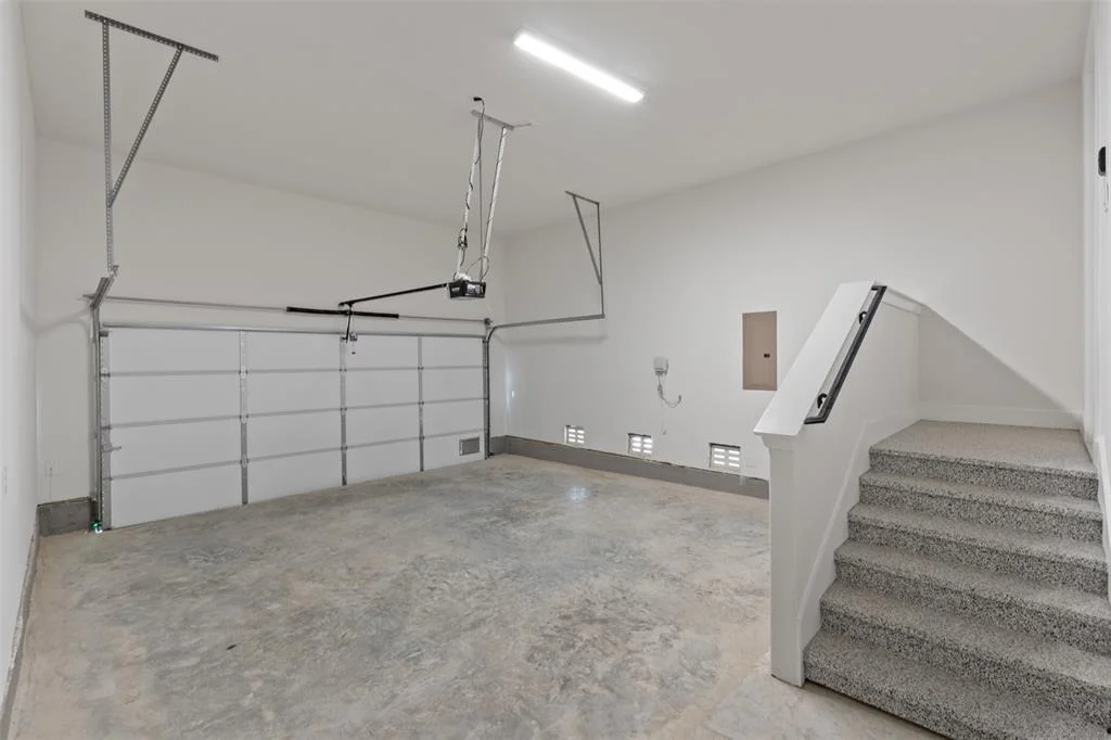 Photo of 406 Forest Reserve Place