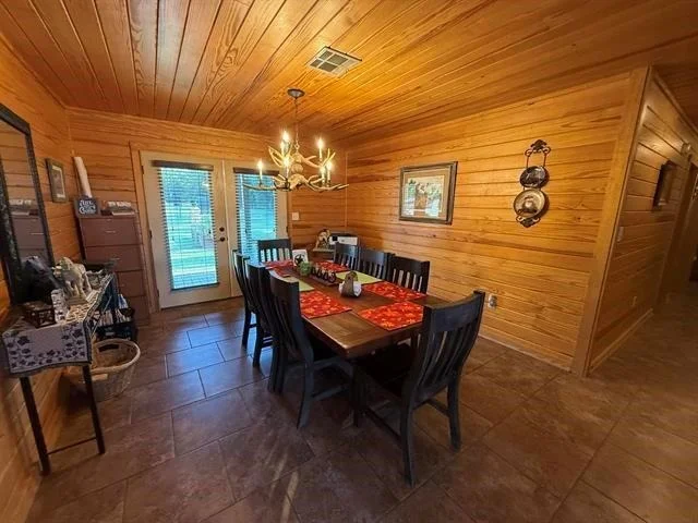 Photo of 7096 Jim Burns Road