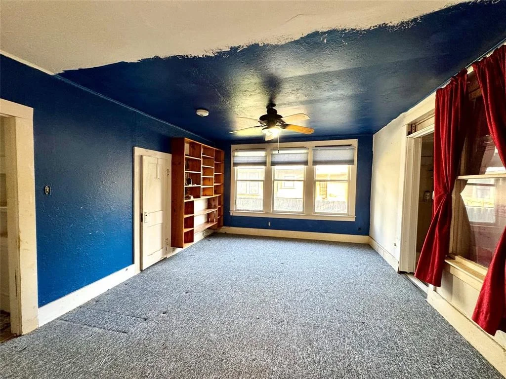 Photo of 516 S Pecan Avenue