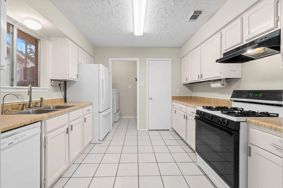 Photo of 18703 Lippizaner Drive