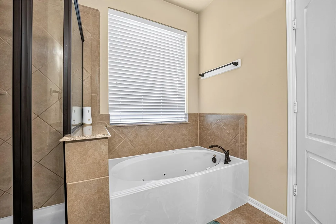 Photo of 2503 Golfridge Circle